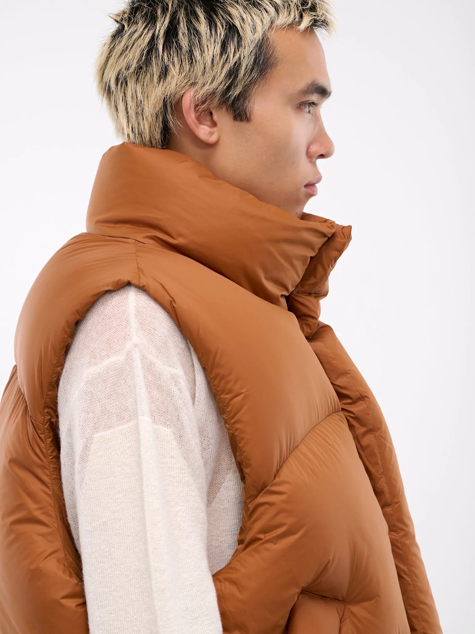 Down Vest (24A96MRU16-890-COGNAC)