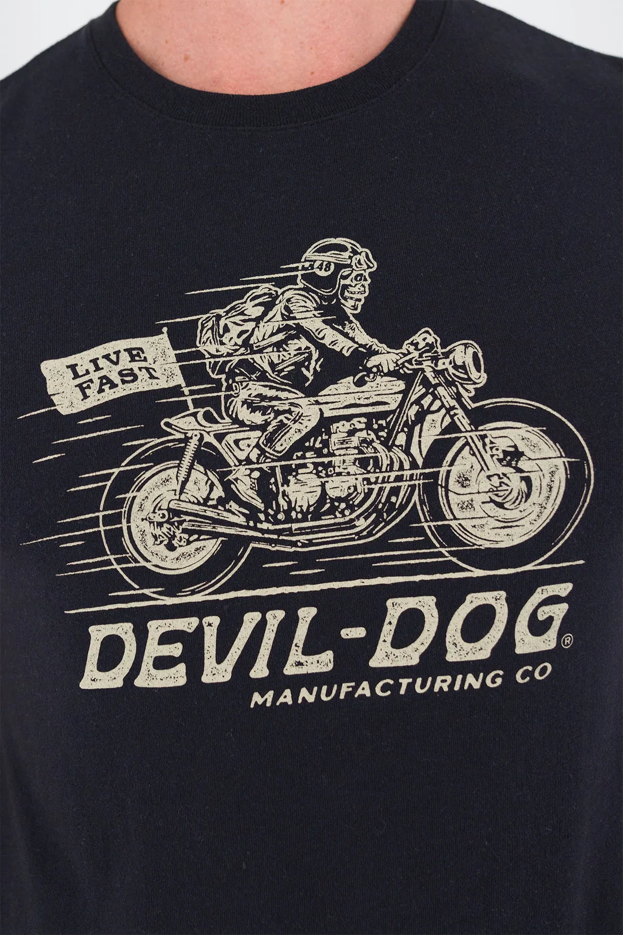 Graphic T-Shirt - Live Fast