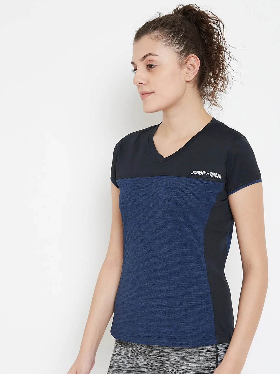 JUMP USA Women Black & Navy V-Neck Training T-shirt