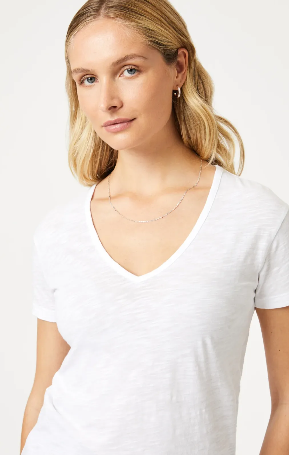 V-NECK JERSEY TEE